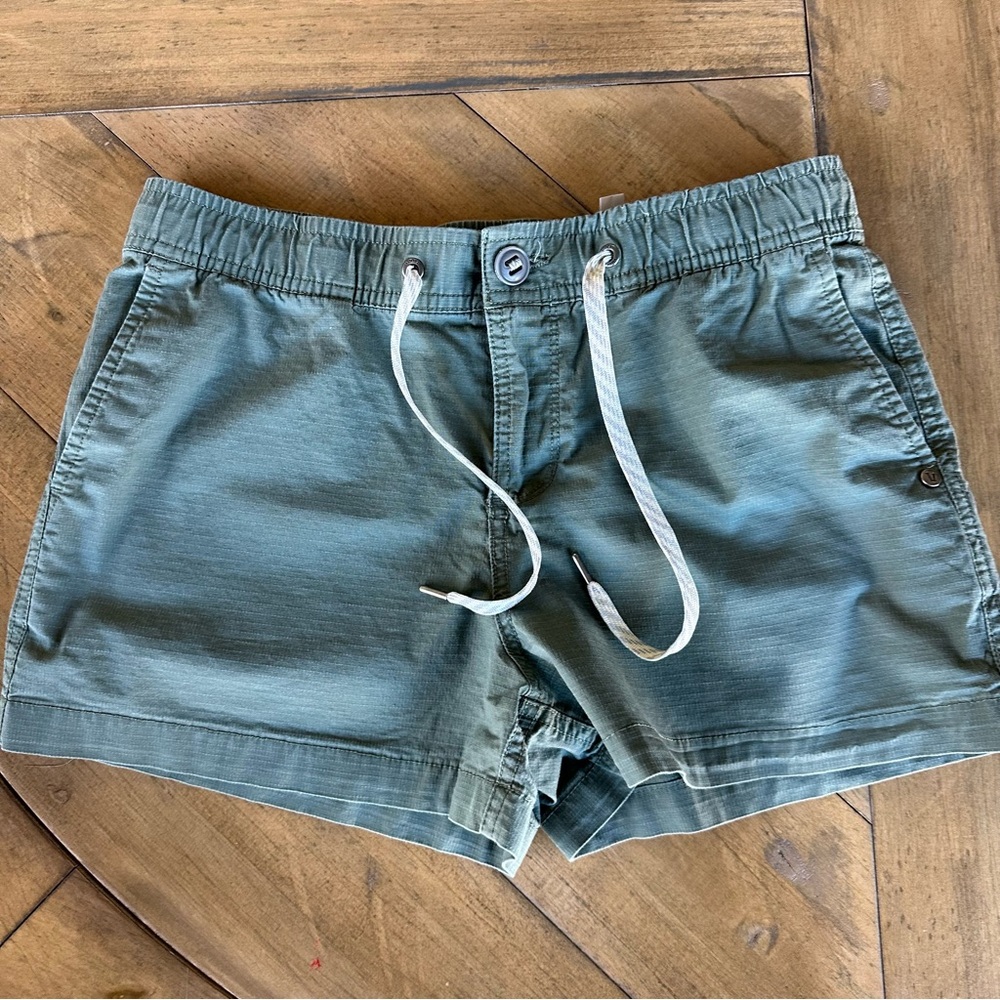 Vuori Women’s Shorts Ripstop Hiking Outdoors Green Drawstring Womens Small